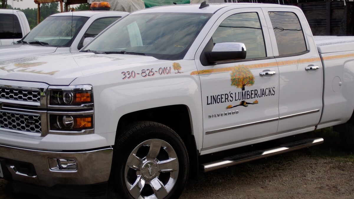 Images Linger's Lumberjacks