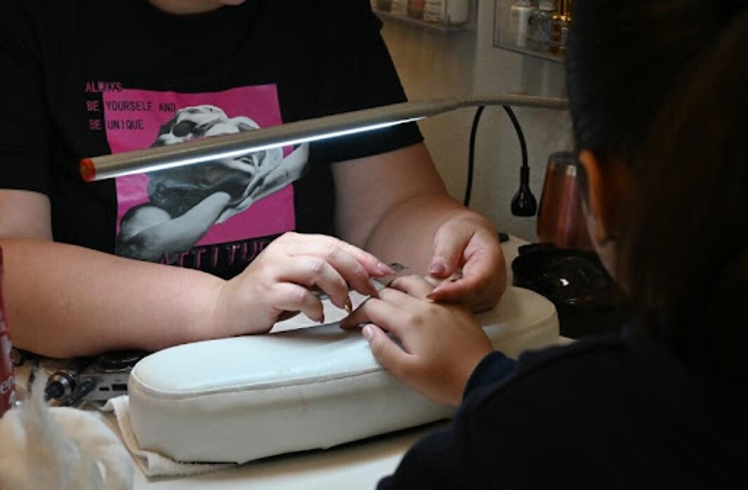 Images Shine hair salon and spa
