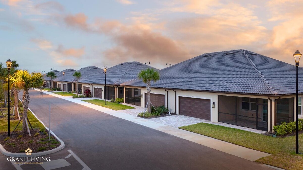 Images Grand Living at Wellen Park