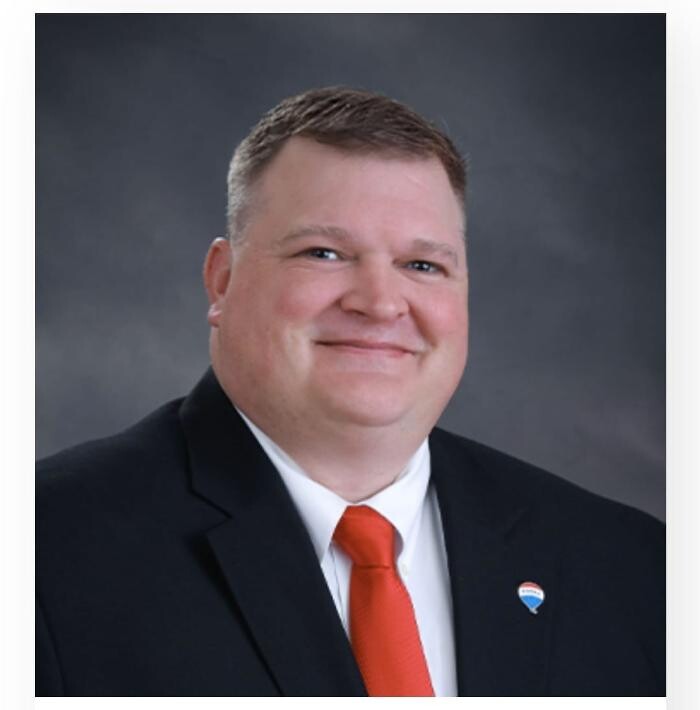 Jeff Graham - RE/MAX Eagle Creek Realty Logo