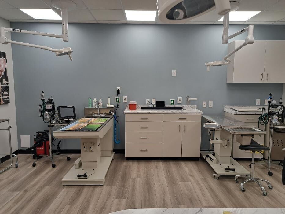 Images River Oak Vet