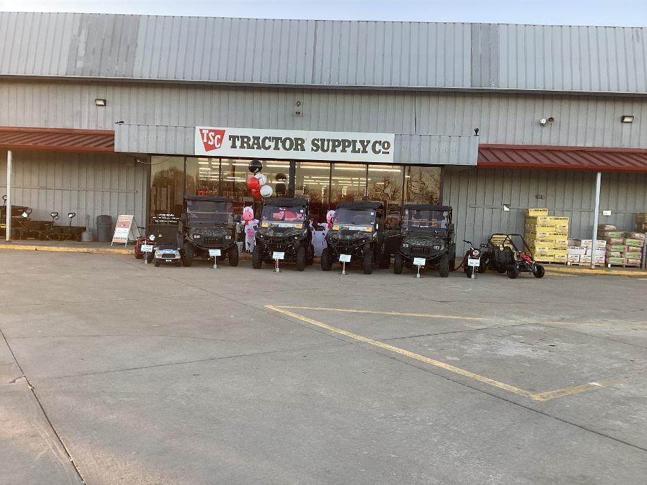 Images Tractor Supply Co.