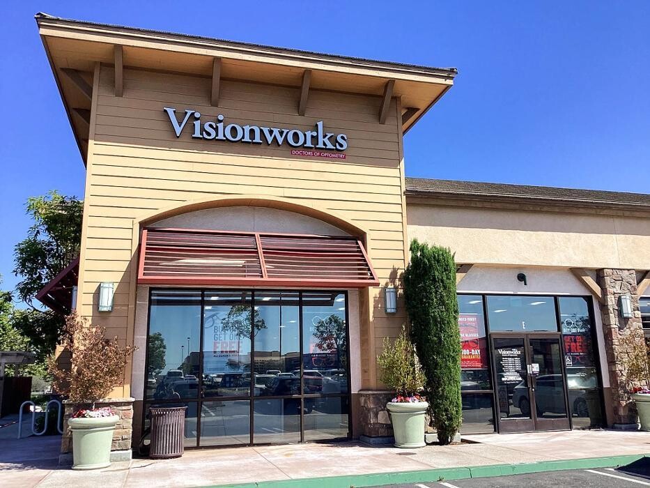 Images Visionworks Doctors of Optometry Lake Forest