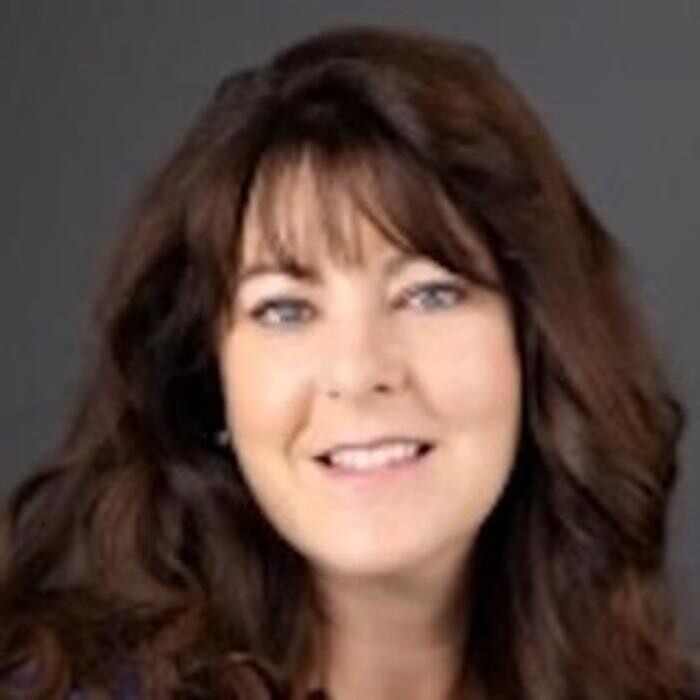 Dana Burding - Notch Luxury Properties Logo