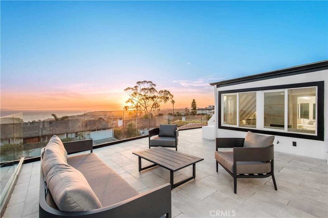 Images Dana Burding - Notch Luxury Properties