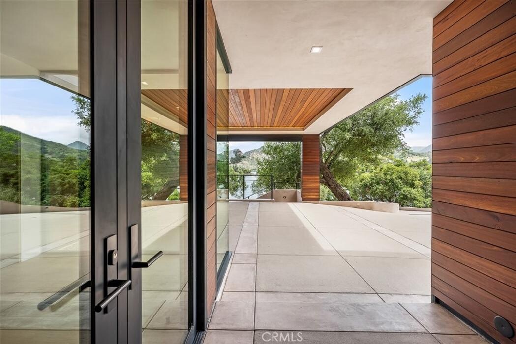 Images Dana Burding - Notch Luxury Properties