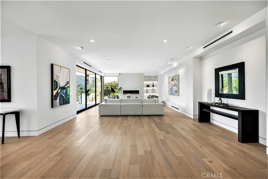 Images Dana Burding - Notch Luxury Properties