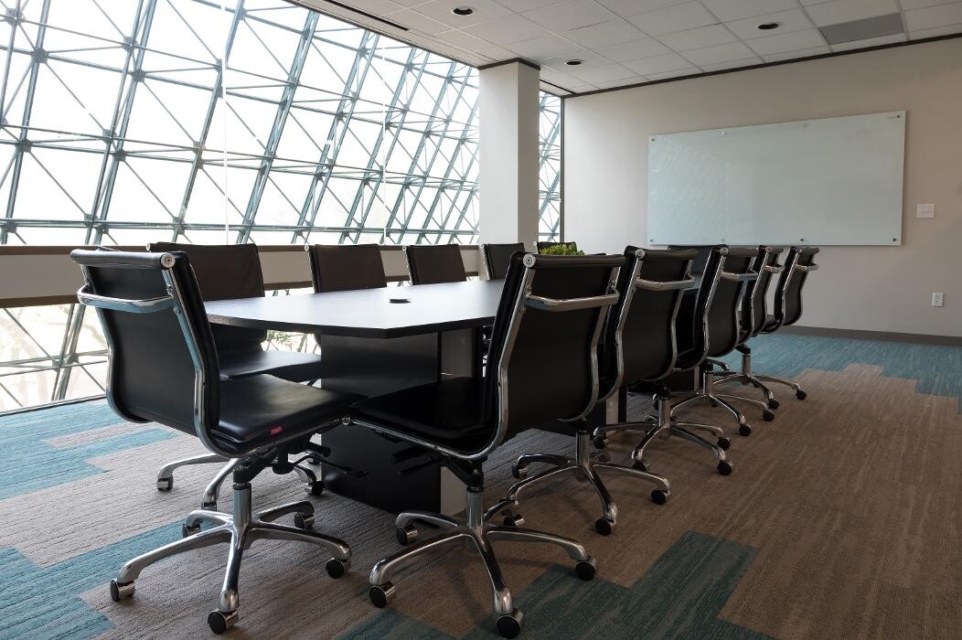 Images Urban Office - Century Heights