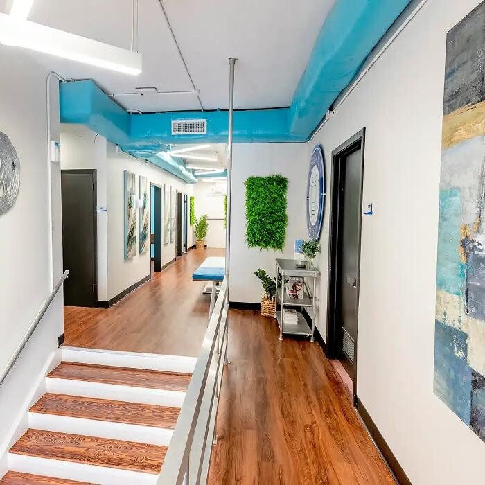 Images Urban Office - Heights Commons