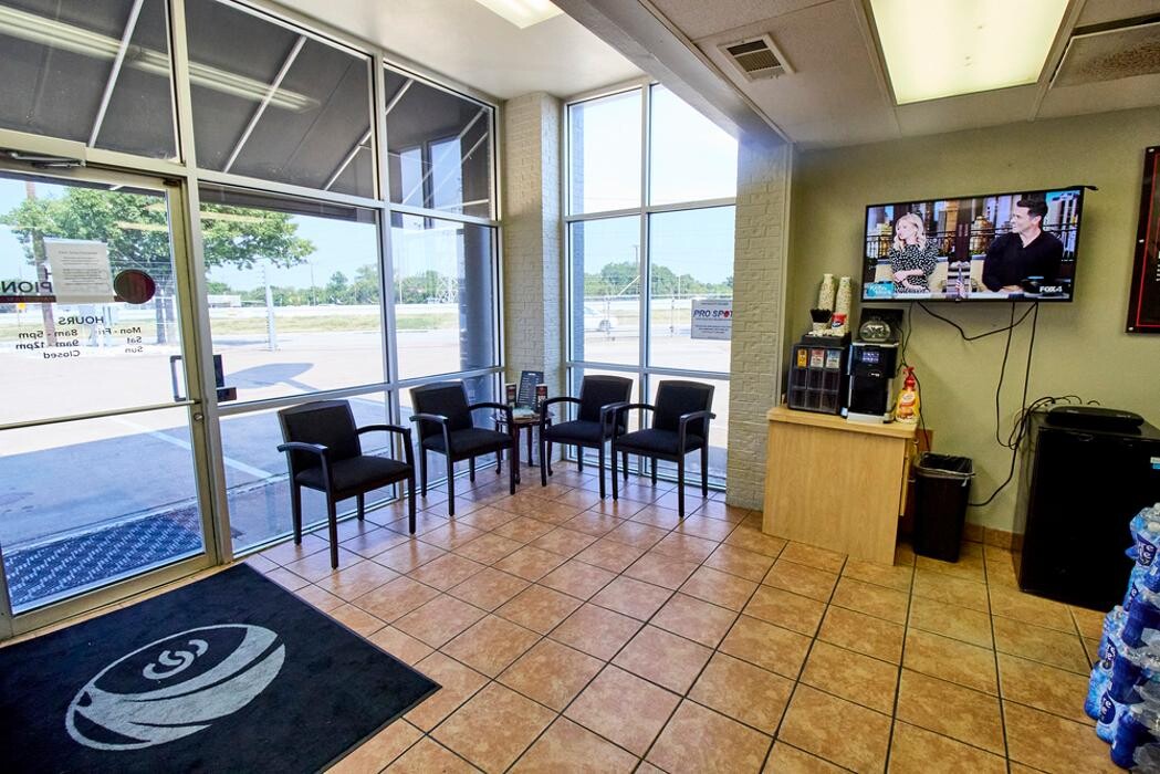 Images Crash Champions Collision Repair Oak Cliff
