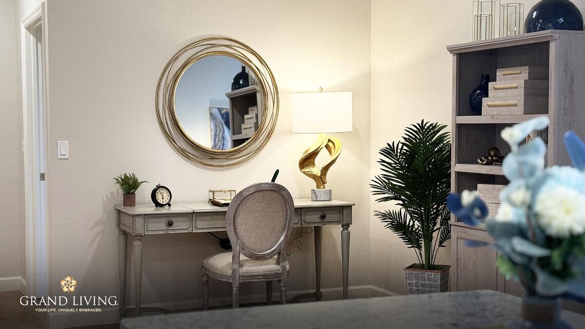 Images Grand Living at Naples
