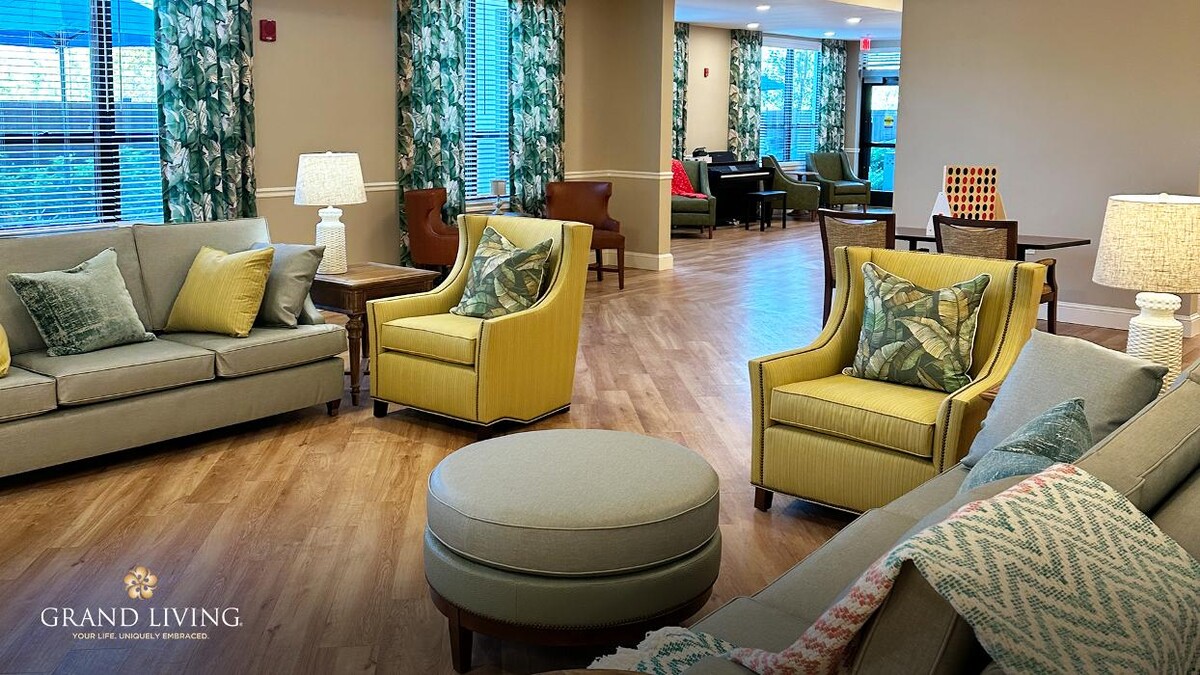 Images Grand Living at Naples