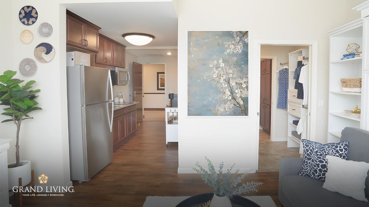 Images Grand Living at Naples