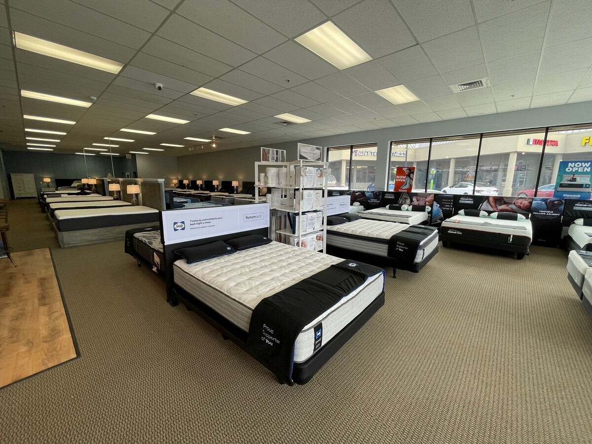 Images Mancini's Sleepworld Pacifica