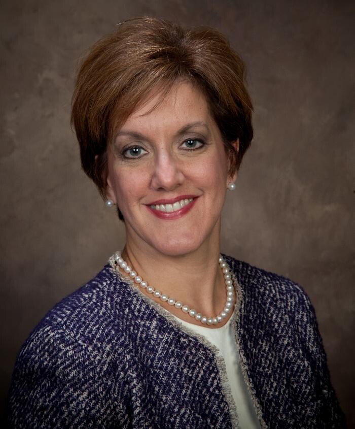 Images Elizabeth D. Seiter, MD