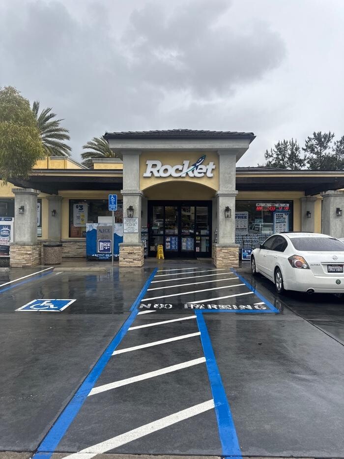 Images CoinFlip Bitcoin ATM - Rocket #677 (Aliso Viejo)