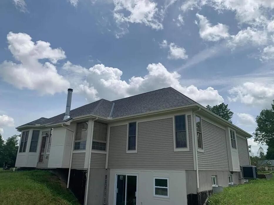 Images Four Paws Roofing & Remediation