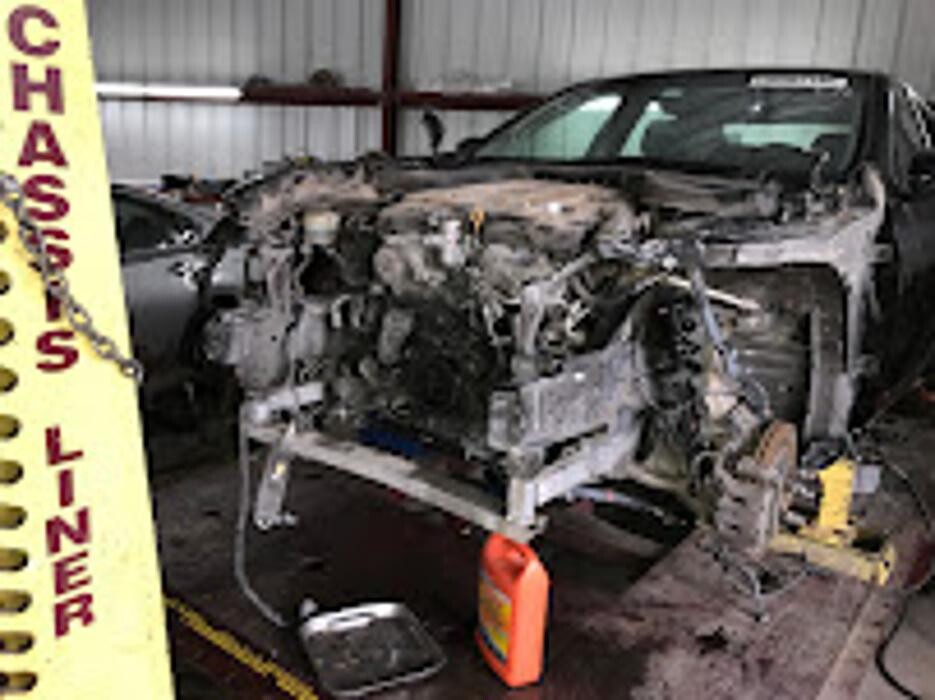 Images Fabulous Frame & Body Auto Sales