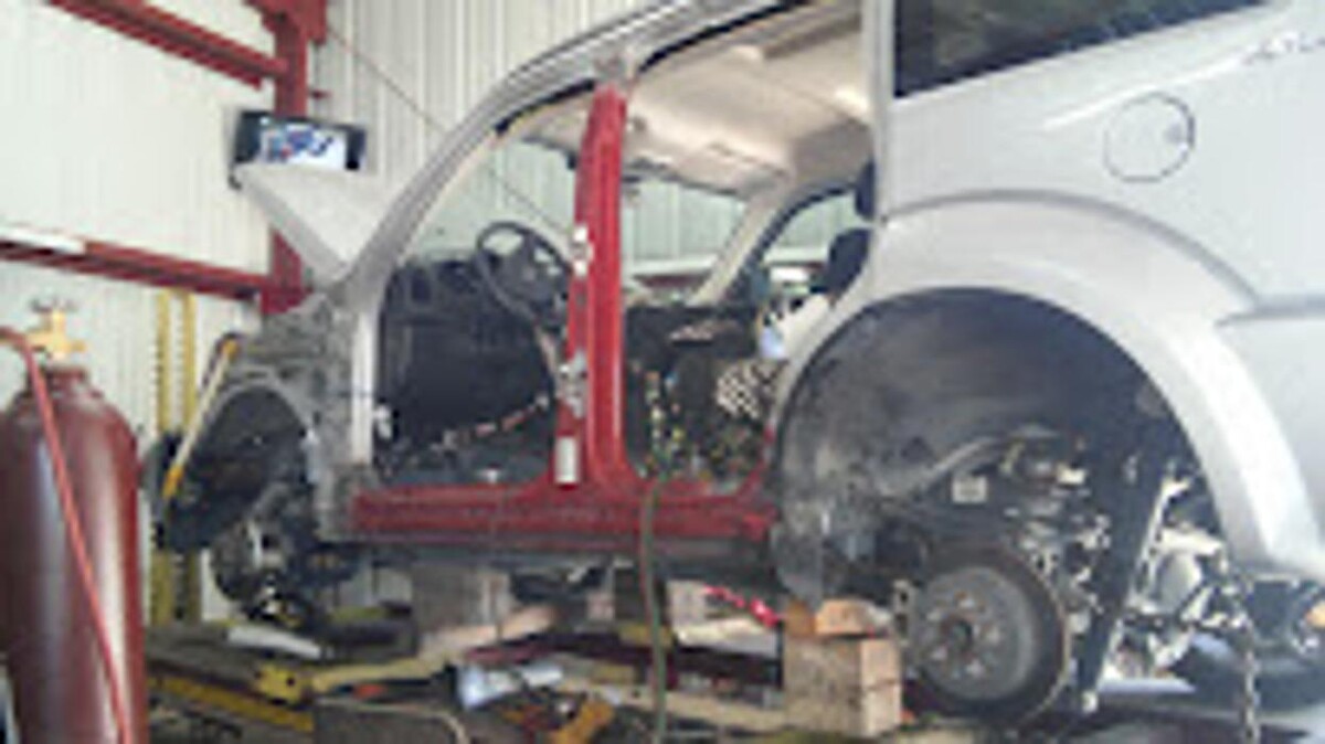 Images Fabulous Frame & Body Auto Sales