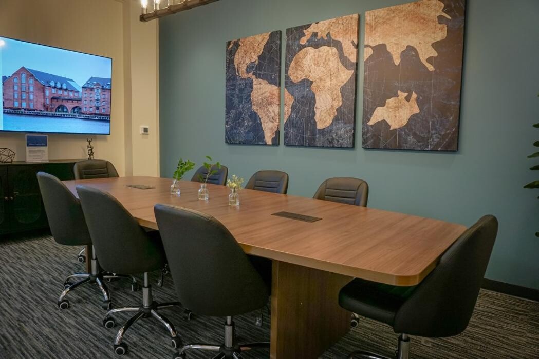 Images Urban Office - Medical Center