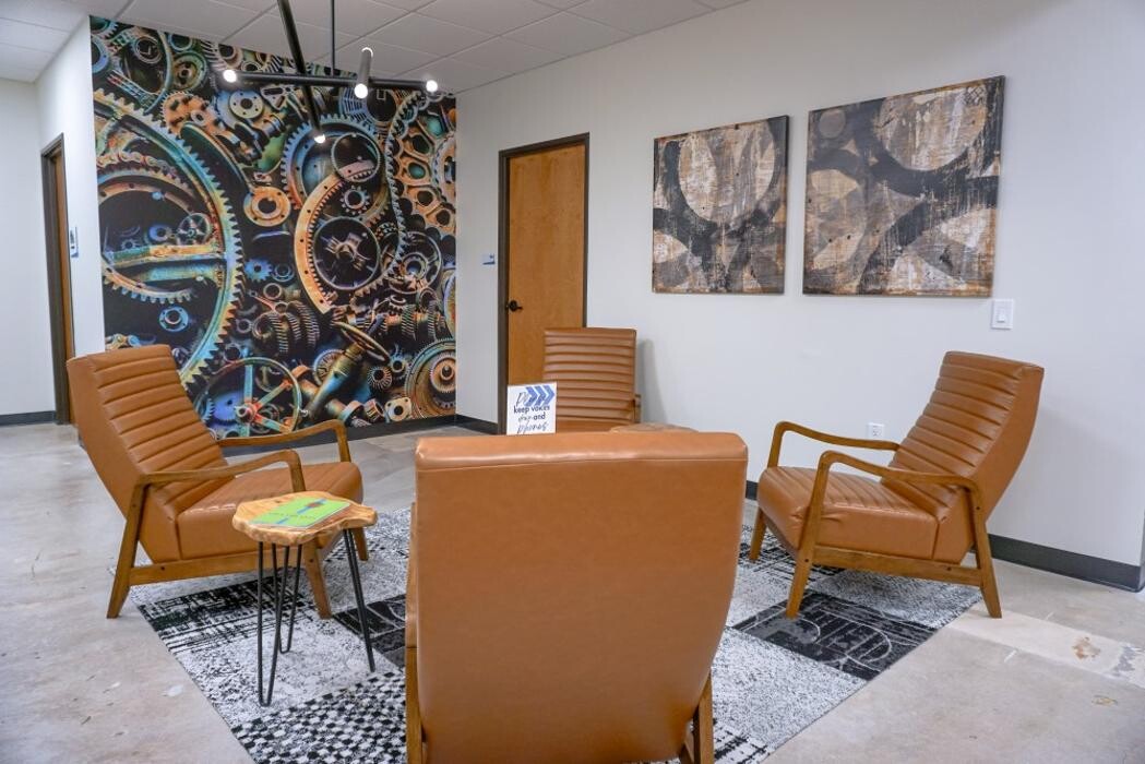 Images Urban Office - Medical Center