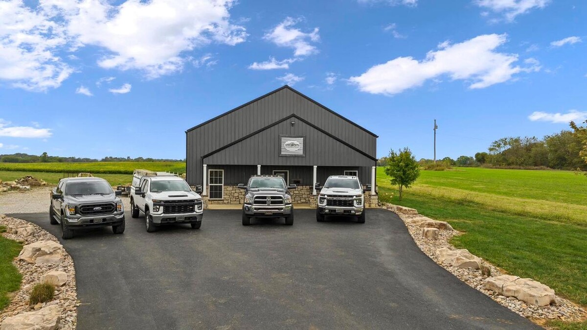 Images Tom Goodworth Construction