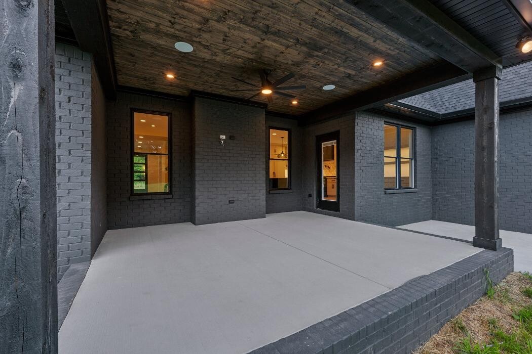 Images Tom Goodworth Construction