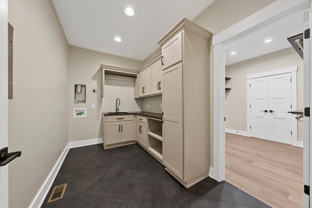 Images Tom Goodworth Construction