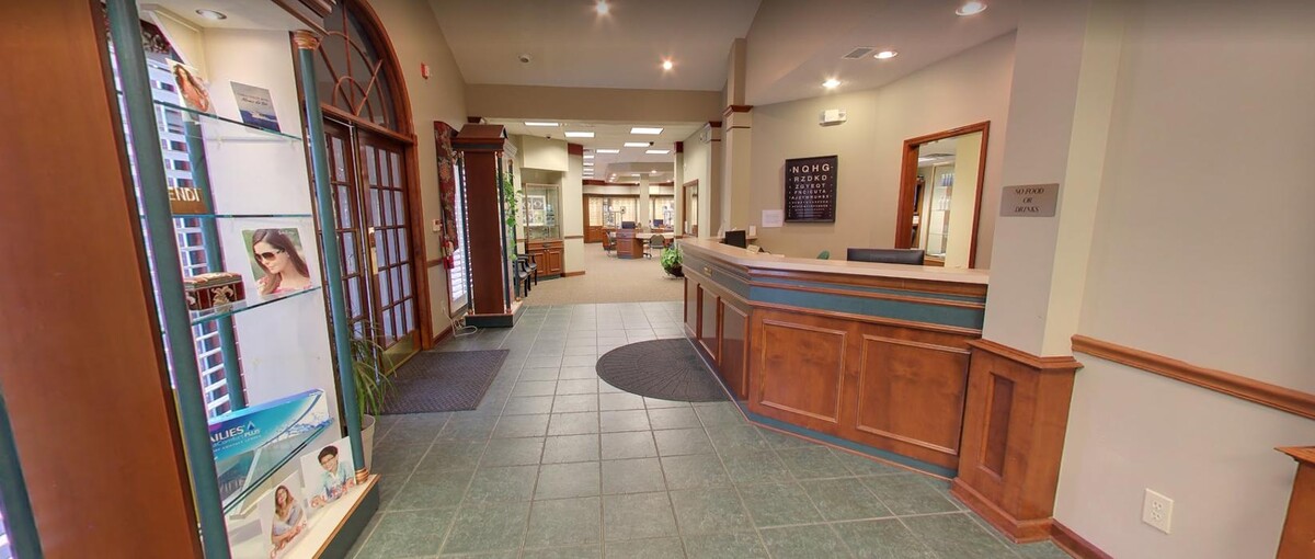 Images Vaught Eye Associates, PA