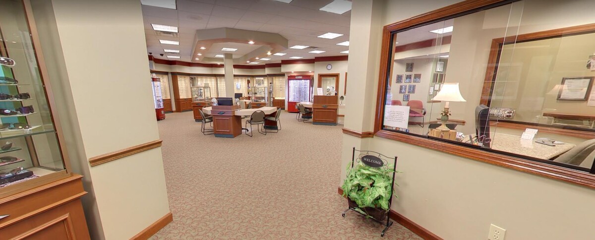 Images Vaught Eye Associates, PA