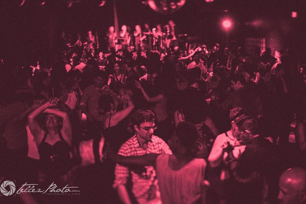 Images Salsa and Bachata at Dance Fridays - Space 550