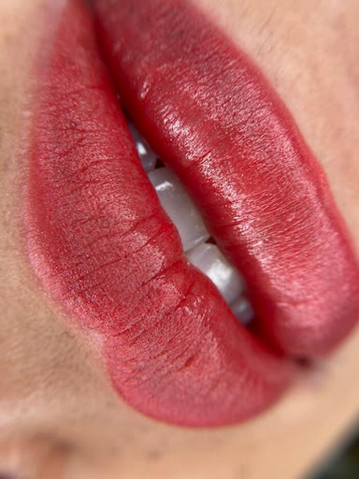 Images TS Browshes Esthetics and Laser