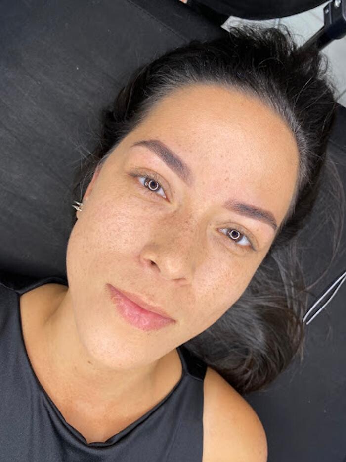 Images TS Browshes Esthetics and Laser