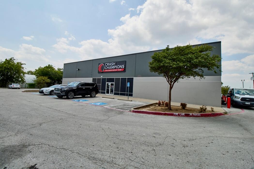 Images Crash Champions Collision Repair East Dallas