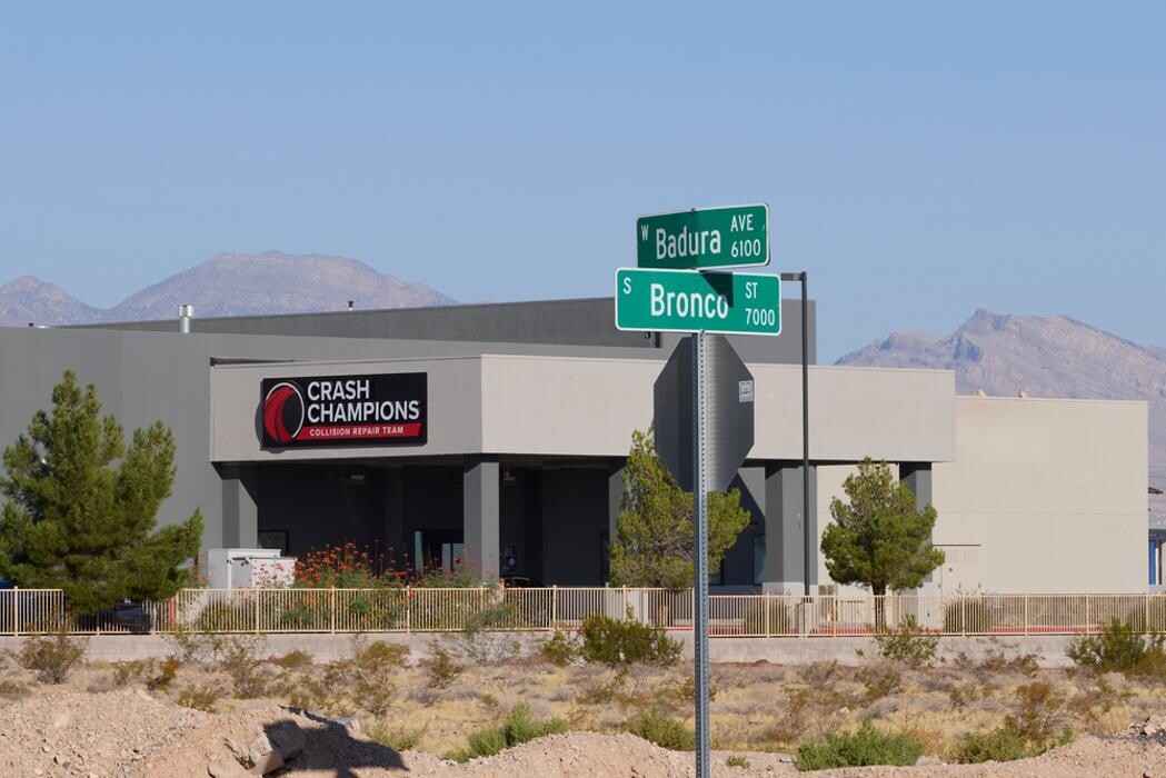 Images Crash Champions Collision Repair Spring Valley