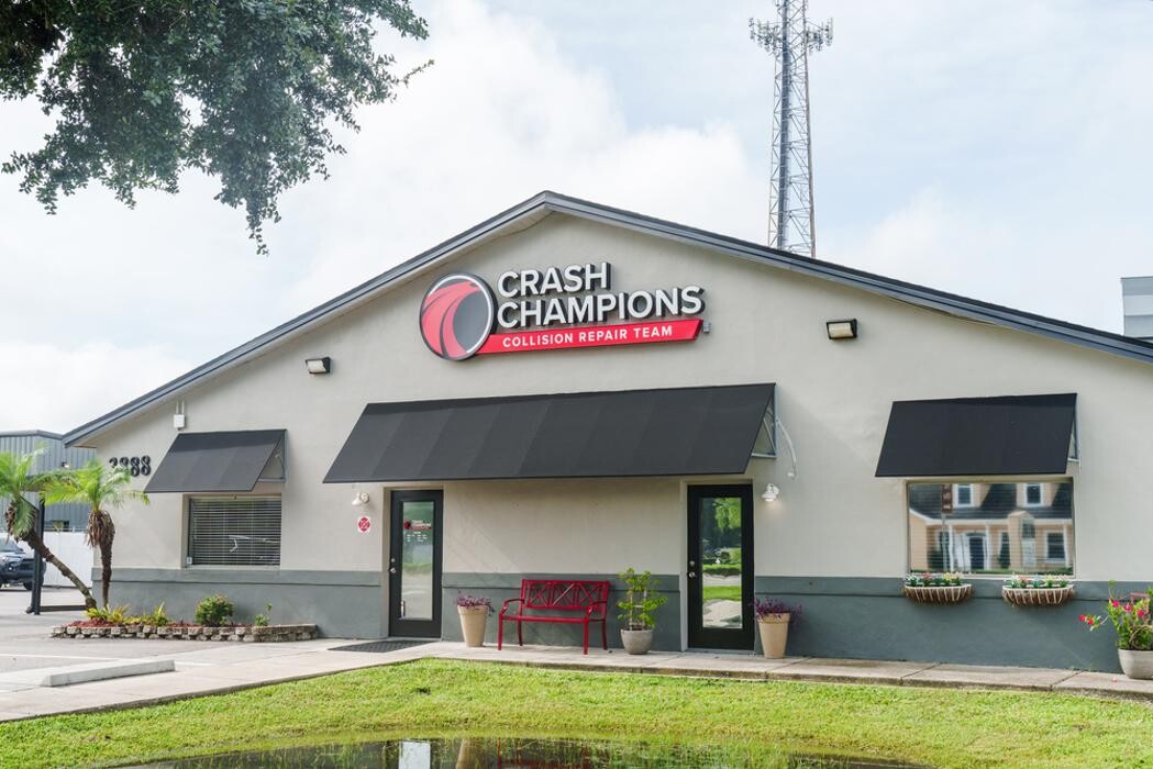Images Crash Champions Collision Repair Oldsmar