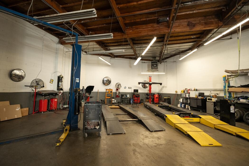 Images Crash Champions Collision Repair Pasadena