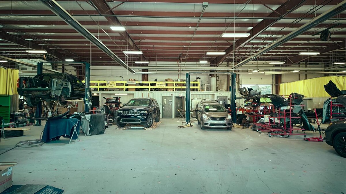 Images Crash Champions Collision Repair Malvern/Paoli