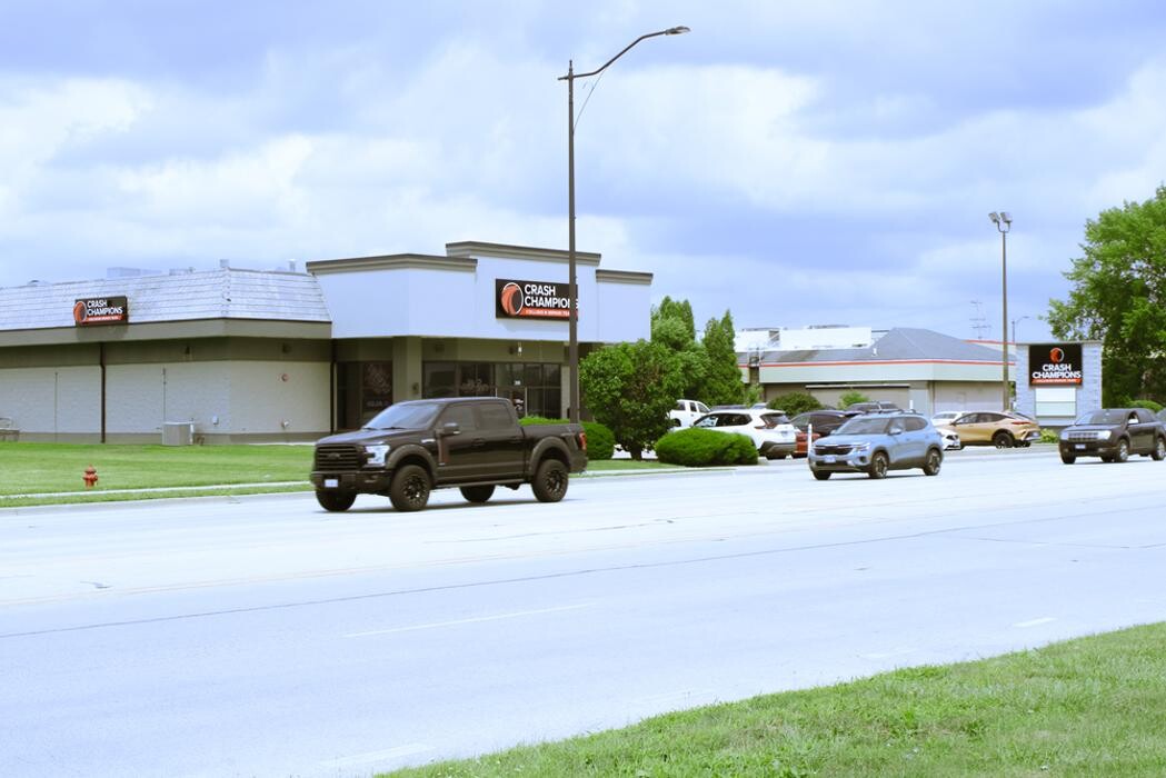 Images Crash Champions Collision Repair Shorewood