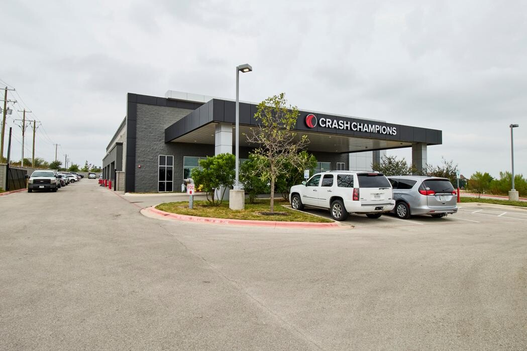 Images Crash Champions Collision Repair Hutto