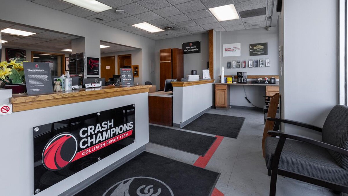 Images Crash Champions Collision Repair Oak Park