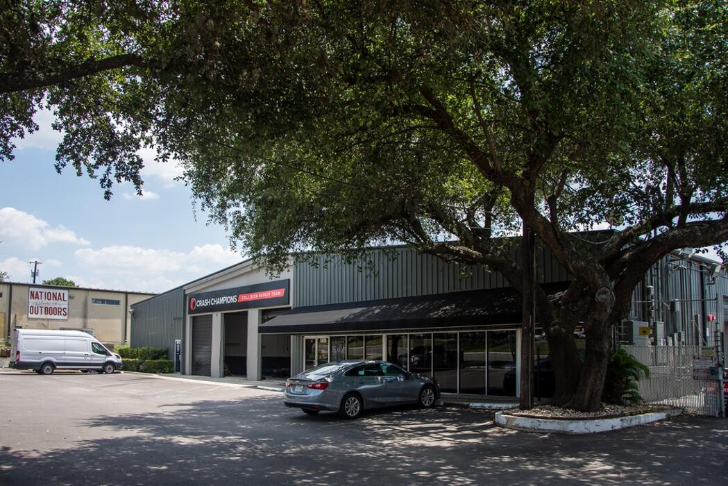 Images Crash Champions Collision Repair Bandera