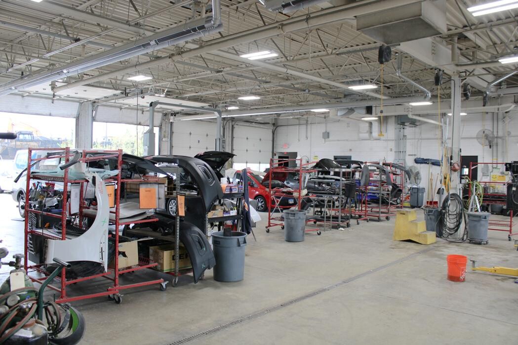 Images Crash Champions Collision Repair East Dundee