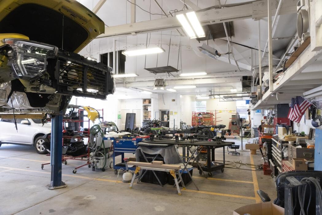 Images Crash Champions Collision Repair Center Line