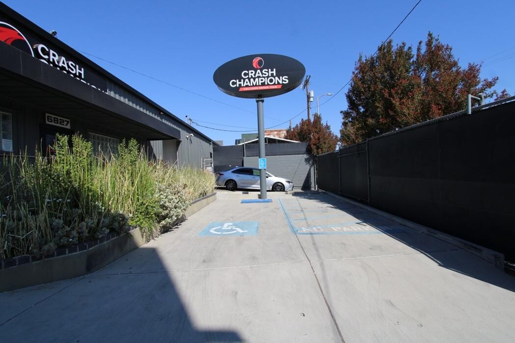 Images Crash Champions Collision Repair North Hollywood