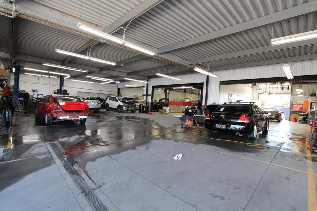 Images Crash Champions Collision Repair North Hollywood