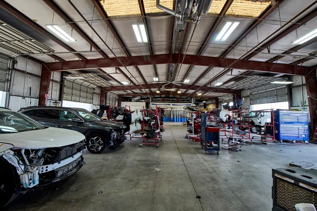 Images Crash Champions Collision Repair Willowbrook