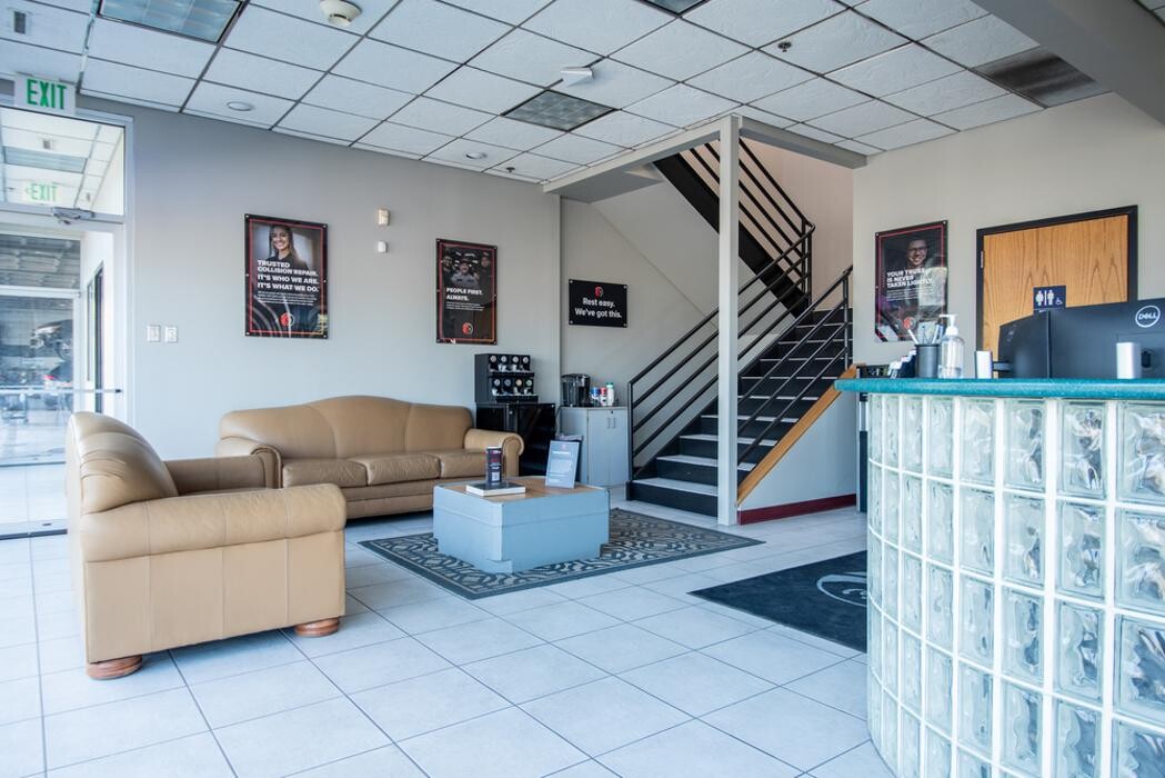 Images Crash Champions Collision Repair Schererville