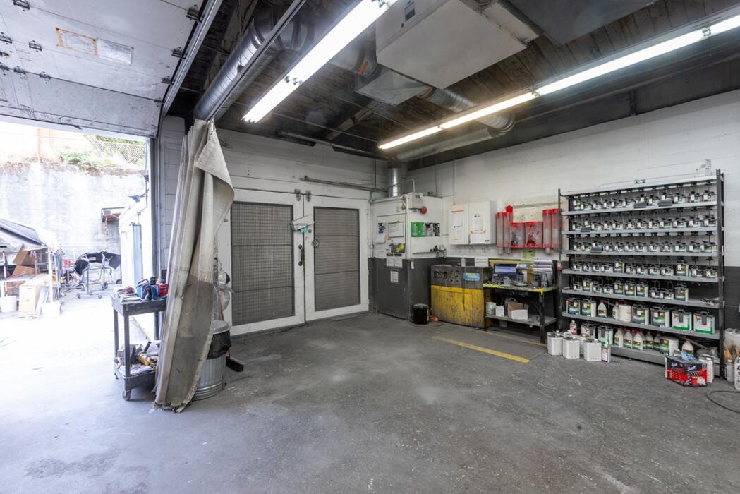 Images Crash Champions Collision Repair West Seattle
