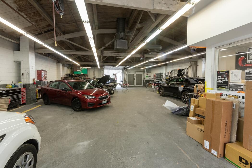 Images Crash Champions Collision Repair West Seattle
